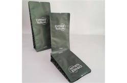 China Flat Bottom Gravure Printing 32oz Snack Packaging Pouch supplier