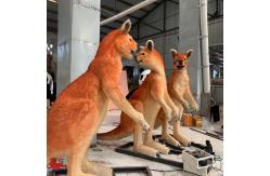 China 1.8m Realistic Animatronic Animals Kangaroo For Theme Park supplier