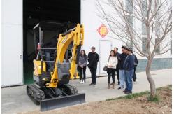 China Mini Crawler Excavator 2.0-3.0T manufacturer