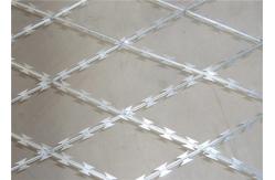 China Silver Galvanized Welded 3.2mm Razor Wire Mesh 75x150mm Opening supplier