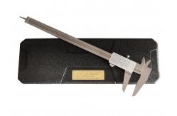 China 0-200mm/0-8′′ Mono-Block Vernier Caliper With Metric And Inch Measurement supplier