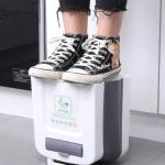 Household Wall Mounted Portable Trash Can 10L Folding Garbage Can for sale