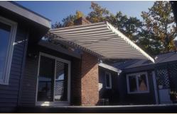 China Double Sides Balcony Retractable Awning For Sunshade Wind supplier