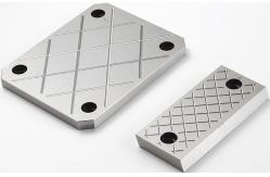 China Alloy Steel Molding Industry Injection Mold Maker X Shaped BT008 Wear Block supplier