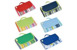 China Heavy Duty 600D Oxford Foldable Waterproof Picnic Mat Custom Pattern Available supplier