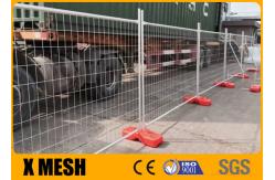 China Hot Galvanized 60x150mm 3.2mm Temporary Metal Fence Panels With Pvc Feet supplier