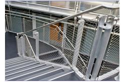 China Customized 2.0mm SUS304 Stainless Steel Rope Mesh For Staircase Anti Acid supplier