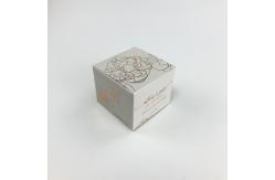 China Custom spot uv cosmetics packaging folding carton box printing supplier