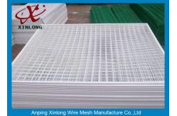 China Triangle Curved Green Metal Wire Mesh Fence Wire Diameter 5.0mm supplier
