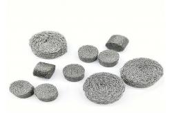 China Versatile Compressed Knitted Wire Mesh For Various Filtration Applications supplier