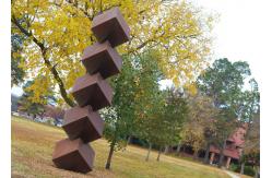China Abstract Rusty Garden Sculptures , Square Sculpture With Corrosion Stability supplier