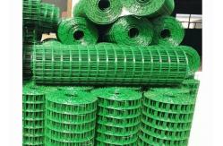 China Green Welded Wire Mesh Fence supplier