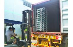 China Folding Stackable Steel Wire Mesh Pallet Cage With Galvanized Surface Treatment supplier