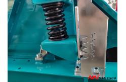 China Drilling Mud Fluids Linear Motion Shale Shaker With Wedge Block Screen supplier