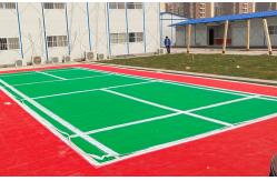 China Recyclable Outdoor PP Interlocking Flooring Tiles Multi Field Red supplier