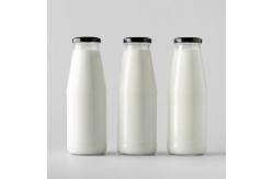 China 200Ml 250Ml 500Ml Transparent Clear Iced Drinks Milk Glass Bottles With Lid supplier