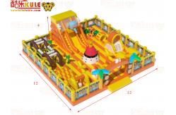 China Inflatable Commercial Bouncy Castle With Challange Obstacles supplier