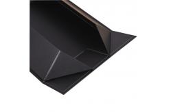 China Personalised Black Chocolate Gift Box Folding Flaps Lid With Custom Printed supplier