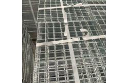 China Riveted Steel Gratings: Traditional, Reliable, and Sturdy Design supplier