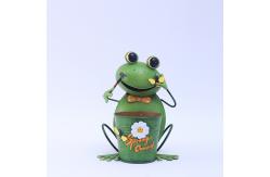 China ODM Exquisite Metal Frog Ornaments / Metal Frog Figurines With Bucket supplier