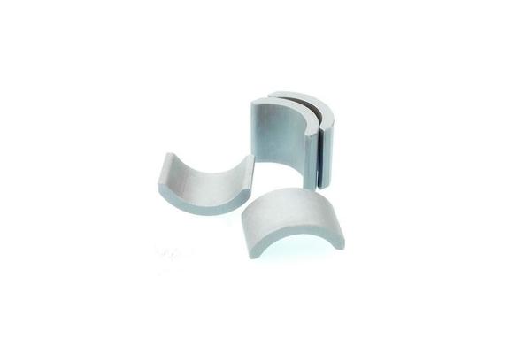 SrO 6Fe2O3 Ferrite Arc Magnet Electric For 750 550 Electric Tool