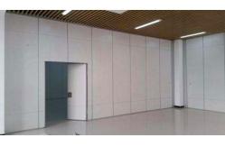 China Soundproof Material Sliding Mobile Office Partition Wall Aluminium Components supplier