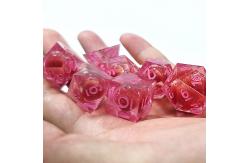 China Flowing Sand Rouge Red Crystal Resin Polyhedral Dice For Lucky Activities supplier