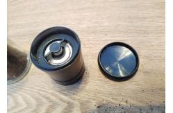 China Grinder With Condiments Salt And Pepper Mill Plastic Grinders Kitchen Home supplier