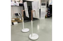 China Smart Custom Touch Screen Kiosk Display Battery Rechargeable Media LCD Display supplier