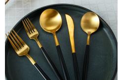 China 20pcs SUS304 Gold Plated Eating Utensils With Black Handle supplier
