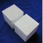 Porous Honeycomb Ceramic Catalyst Carrier Catalytic Converter Honeycomb Material for sale