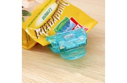 China Hot selling Plastic Transparent Colorful Small Seal Food Bag Clip 2pcs supplier