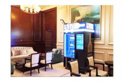 China Huge Variety Adjustable Channel Wine Vending Machine With Elevator , Remote Function supplier