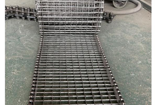 Large Open Areas Sus Eye Link Conveyor Belt For Food Cooling