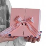 Environmental Paper Boxes with Magnetic Closure and Ribbon Custom Logo Gift Packaging for sale