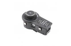 China Vehicle Automatic Adjustment Auto LED Lights supplier