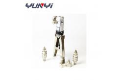 China Hand Held Control Pressure Gauge Calibrator For Industry supplier