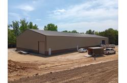 China Rockwool Insulation Metal Warehouse Building Steel Structure With Round Bar Brace supplier