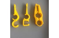 China Broiler Nipple Drinker Plastic Pipe Hooks Yellow PVC Pipe Hook supplier