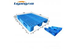 China Stackable Lightweight Plastic Pallets Recycle Euro HDPE Pallets supplier