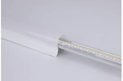 China Super Bright LED Tube Light Fixtures Energy Saving with Transparent Striped Frosted supplier