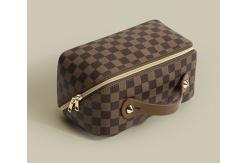 China High End Leather Lining Makeup Bag Multiple Layers Large Capacity supplier