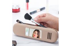 China Harmless Practical Silicone Makeup Bag Lightweight supplier