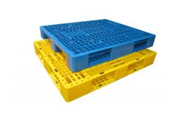 China 3 Skid Industrial Plastic Pallet Reusable Eco Friendly With Metal Bar supplier