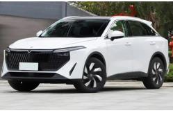 China Fuel Efficient Dongfeng Venucia Automobile With 5 Speed Manual Transmission supplier