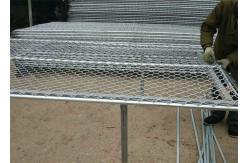 China Sliver W3m Temporary Crowd Control Barriers 75*75mm Mesh Hole supplier