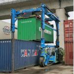 SPEO 35T Container Straddle Carrier Truck With Automatic Spreader for sale