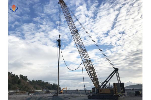 180 KW Bottom Feed Vibroflot Silt Clay Improvement By Vibro Replacement Stone Columns