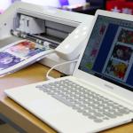 Daqin Custom CE Sticker Cutting Plotter Machine Skin Making Software