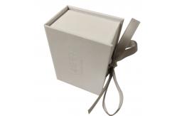 China Customized White Cardboard Gift Box with Ribbon Closure APPAREL Logo Printing Acceptable supplier
